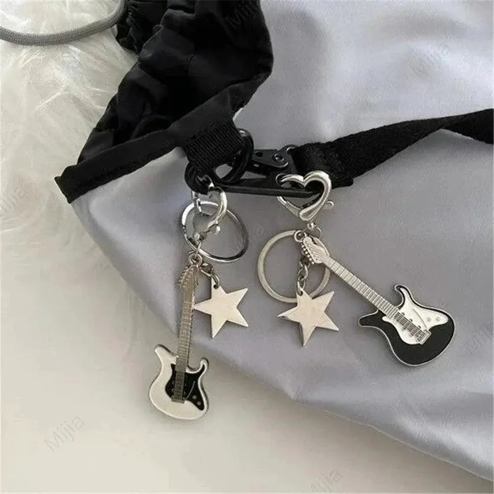 Punk Style Electric Guitar Keychain Vintage Heart Charms
