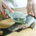 Mess-Free Fish Scale Scraper for Cooks