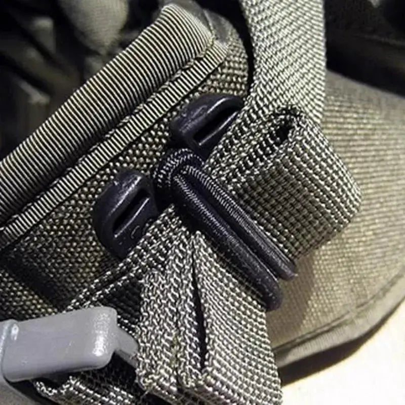 Secure Gear Carabiner Clip for Outdoors