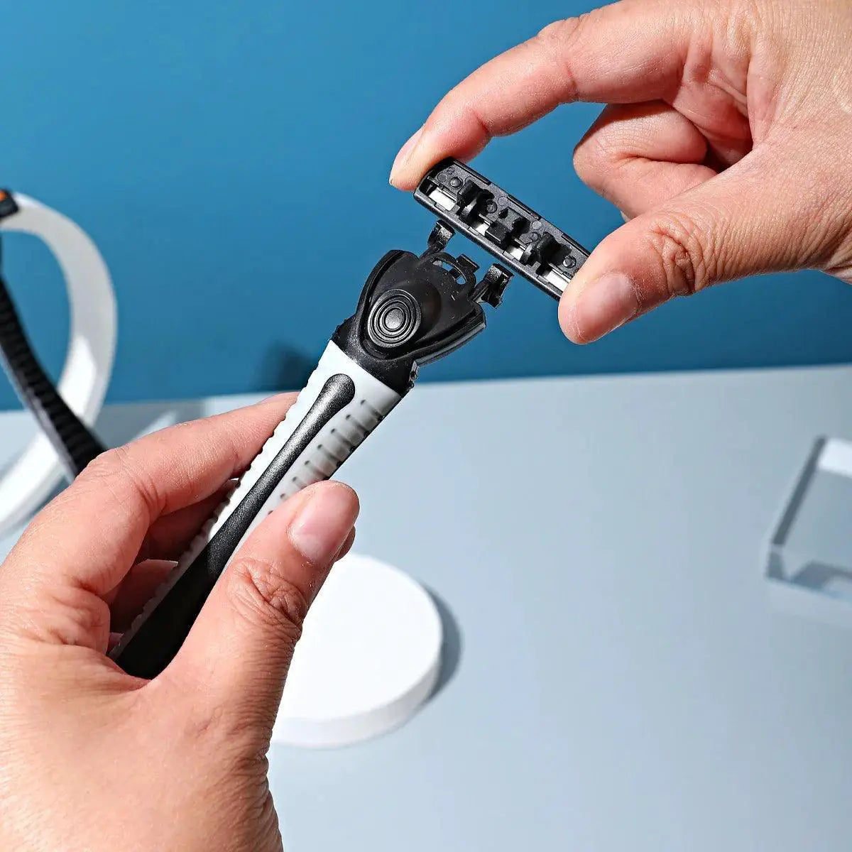 Sleek Gray Mens Manual Shaver Professional Grooming Tool