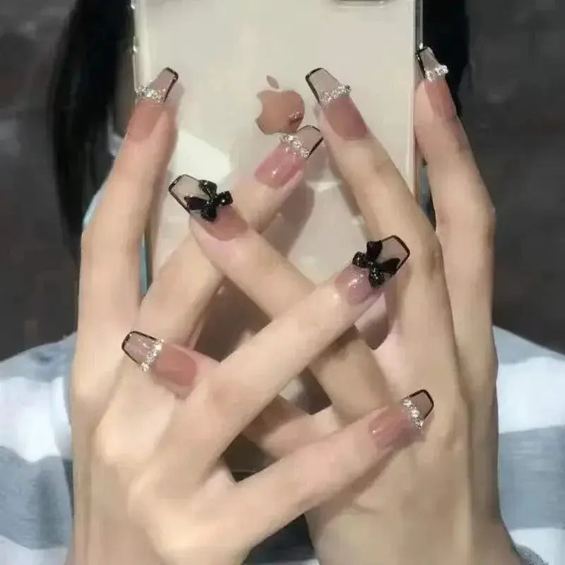 Sparkling Diamond False Nails Set Glamorous 3D Designs 24Pcs