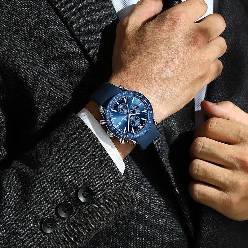 Stylish Waterproof Quartz Chronograph Watch for Sports Wear