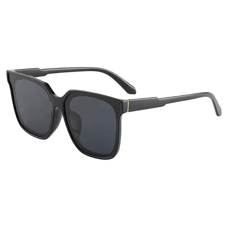 Stylish Women's Retro Black Sunglasses With UV Protection