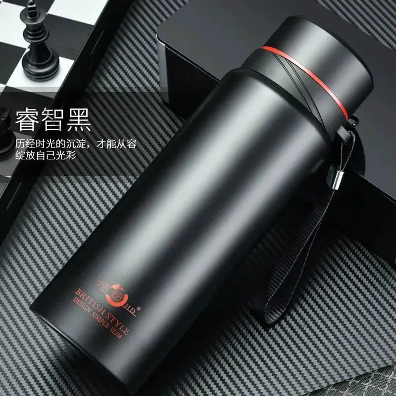 Thermos for Commuters Keeps Drinks Hot