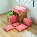 Travel Organizer Set Keeps Luggage Tidy