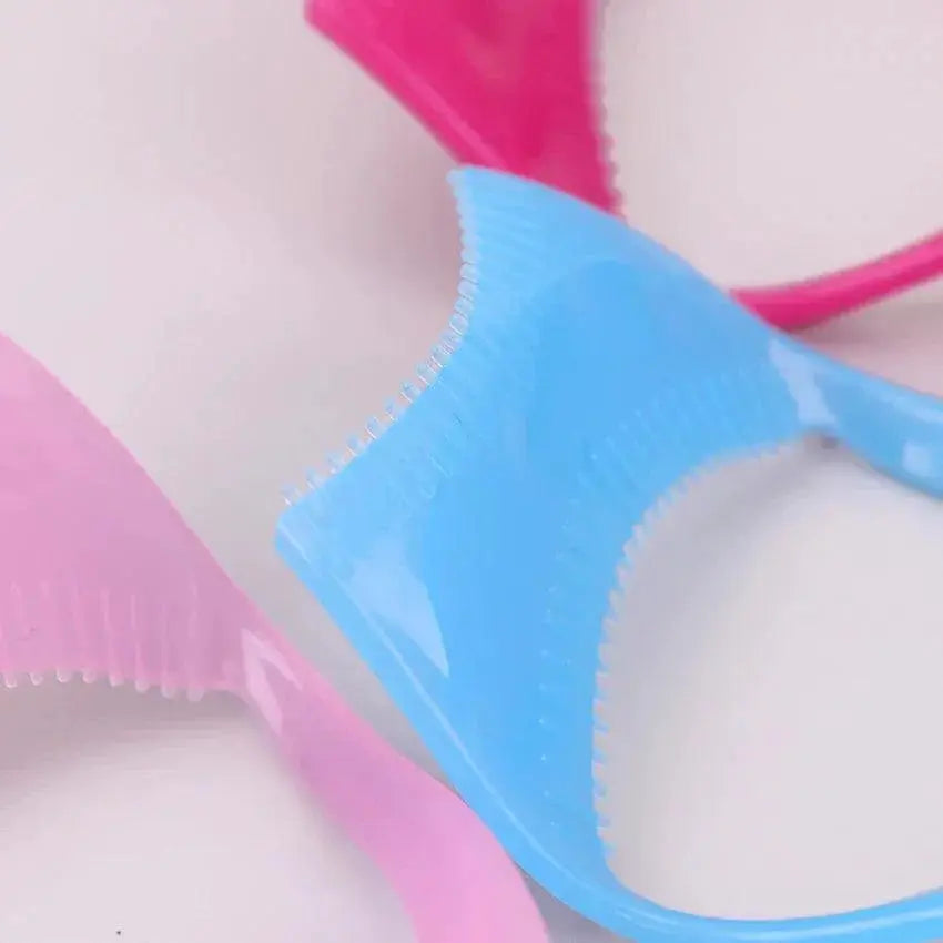 Ultimate Eyelash Makeup Tool 3 In 1 Sleek Design For Lashes