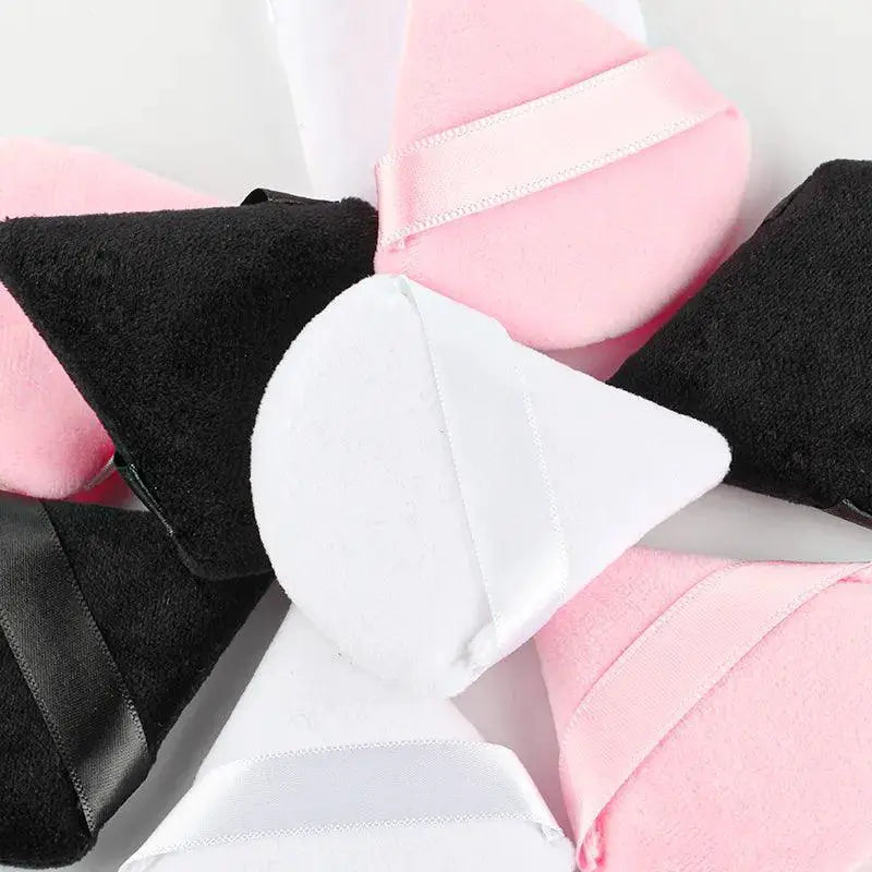 Ultimate Triangle Powder Puffs For Flawless Makeup