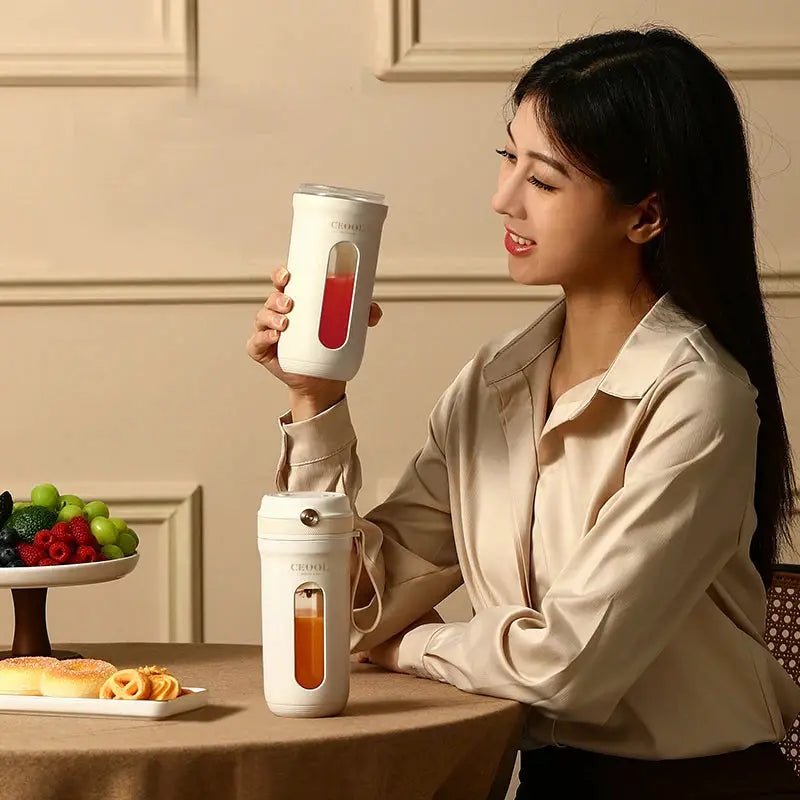 USB Blender for Busy Travelers Smoothies