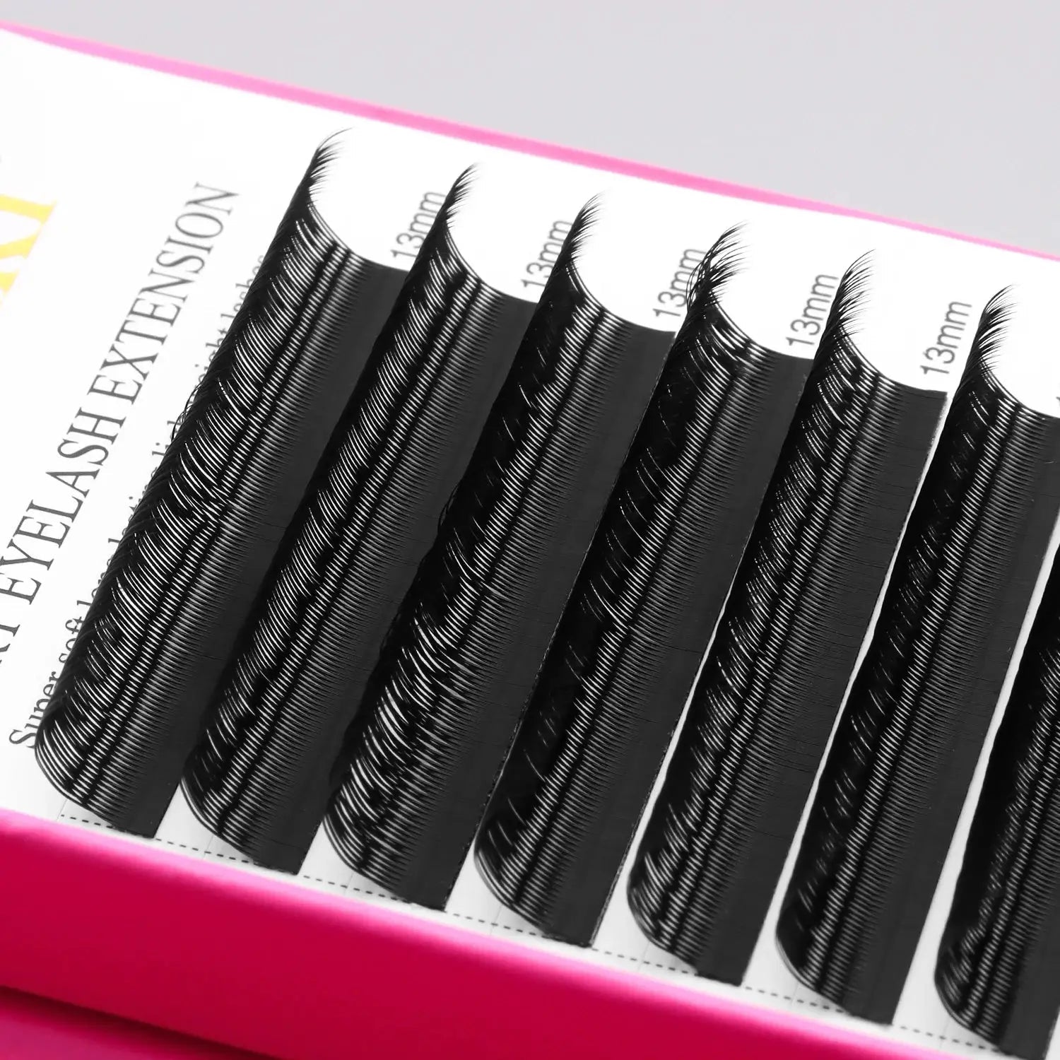 XIUSUZAKI U Shaped Flower Eyelash Extensions Matte Black 2D Premade Fans Volume